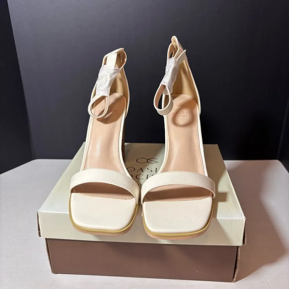 Oasis Society Nyla Heels in White Size 9 NEW in box